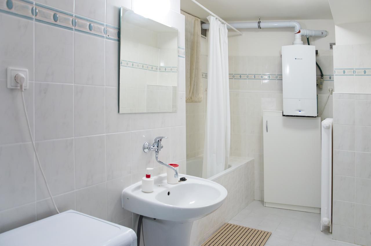 Modern Apartment Dlouha Praha Bagian luar foto